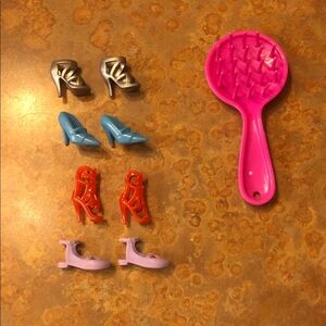 Barbie lot of shoes and vintage pink brush